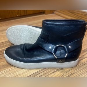 Frye Lena Harness Bootie, sz 9.5